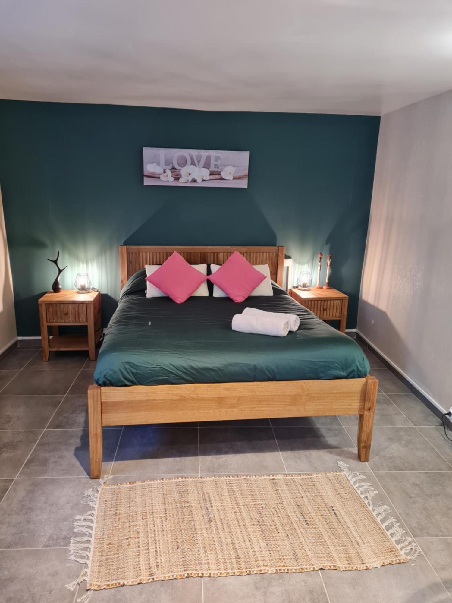 Les Cedres Bleus Bed & Breakfast Saint-Medard-de-Mussidan Exterior photo
